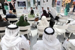 معالي «حصة بوحميد» تزور المعرض التوعوي لمكافحة المخدرات في «دبي هيلز مول»