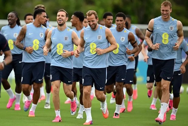 عملية سرقة تصدم منتخب إنجلترا في كأس العالم 1 منتخب إنجلترا