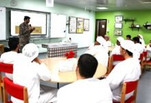 شرطة أبوظبي تعزز وعي الطلبة بمخاطر الجرائم الرقمية