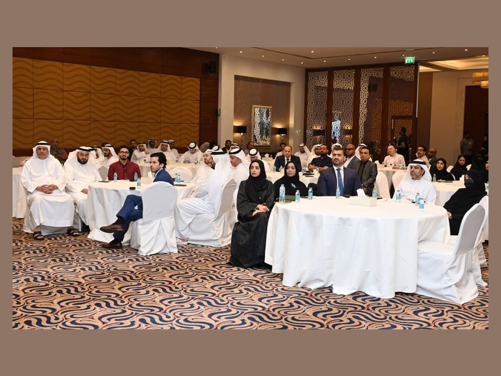 ندوة بغرفة الشارقة حول المزايا التشغيلية للممر اللوجستي المتكامل مع سلطنة عُمان 1 ندوة بغرفة الشارقة حول المزايا التشغيلية للممر اللوجستي المتكامل مع سلطنة عُمان