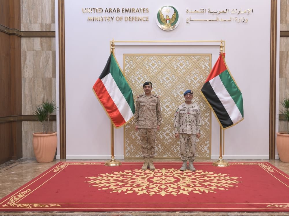 رئيسُ أركان القوات المسلحة يستقبل نظيره الكويتي 1 رئيسُ أركان القوات المسلحة يستقبل نظيره الكويتي