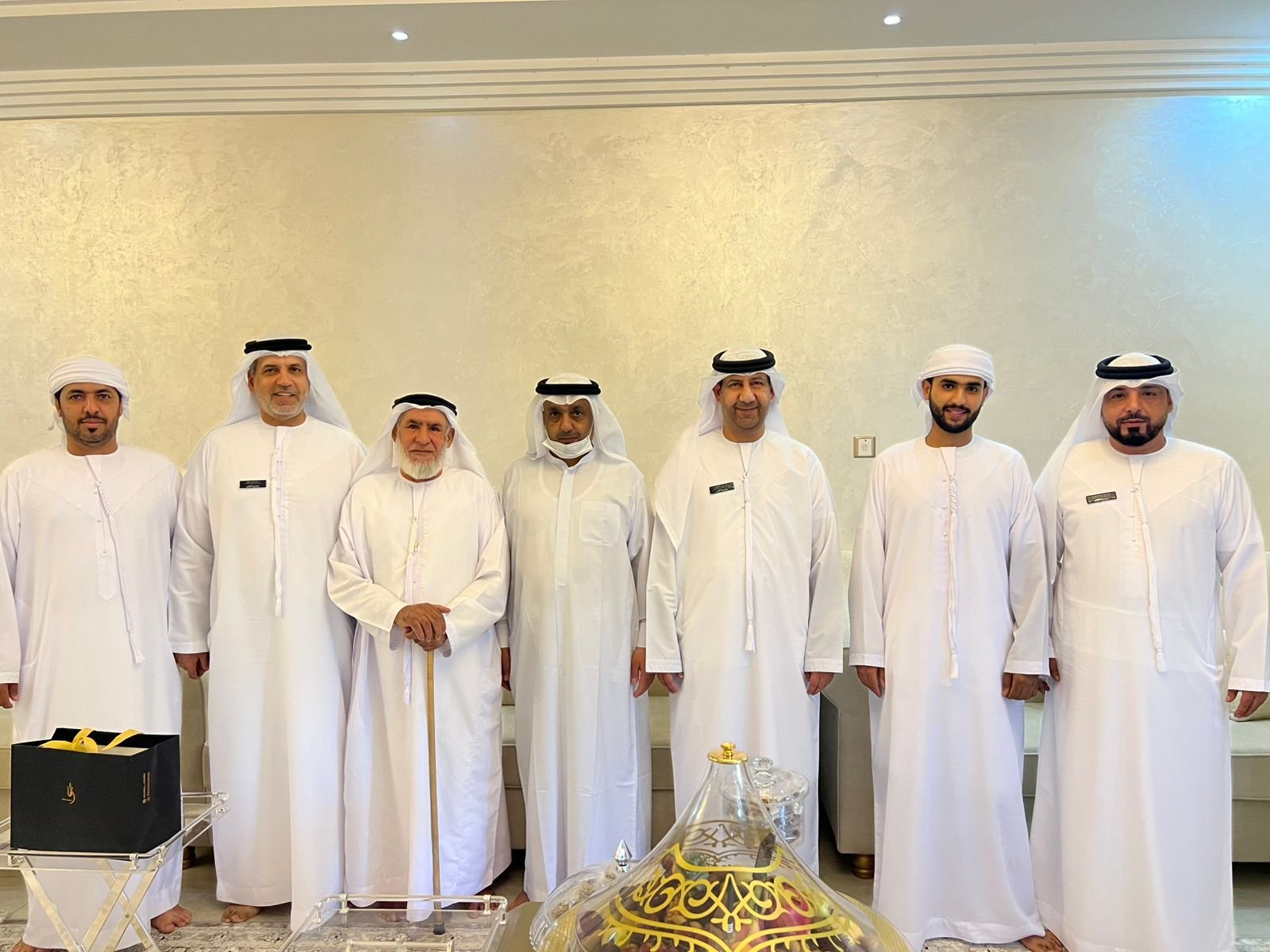 ضمن مبادرته السنوية.. وفد مجلس دبا الحصن يزور أسر العائدين من الحج 1 دبا الحصن
