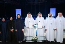"الإمارات لرعاية الموهوبين" و"باحثي الإمارات" يوقعان مذكرة تعاون 13 "الإمارات لرعاية الموهوبين" و"باحثي الإمارات" يوقعان مذكرة تعاون