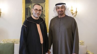 رئيس الدولة يلتقي الملك محمد السادس في إطار زيارة خاصة إلى المغرب