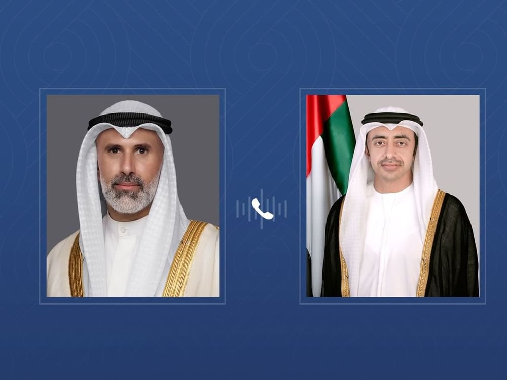 عبدالله بن زايد يجري اتصالاً هاتفياً مع وزير خارجية دولة الكويت الشقيقة 1 عبدالله بن زايد يجري اتصالاً هاتفياً مع وزير خارجية دولة الكويت الشقيقة