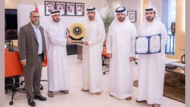 دائرة البلدية والتخطيط بعجمان تحصد جائزة الطاووس الذهبي العالمية
