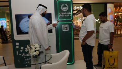 شرطة دبي تنظم ستة معارض توعوية في مراكز التسوق