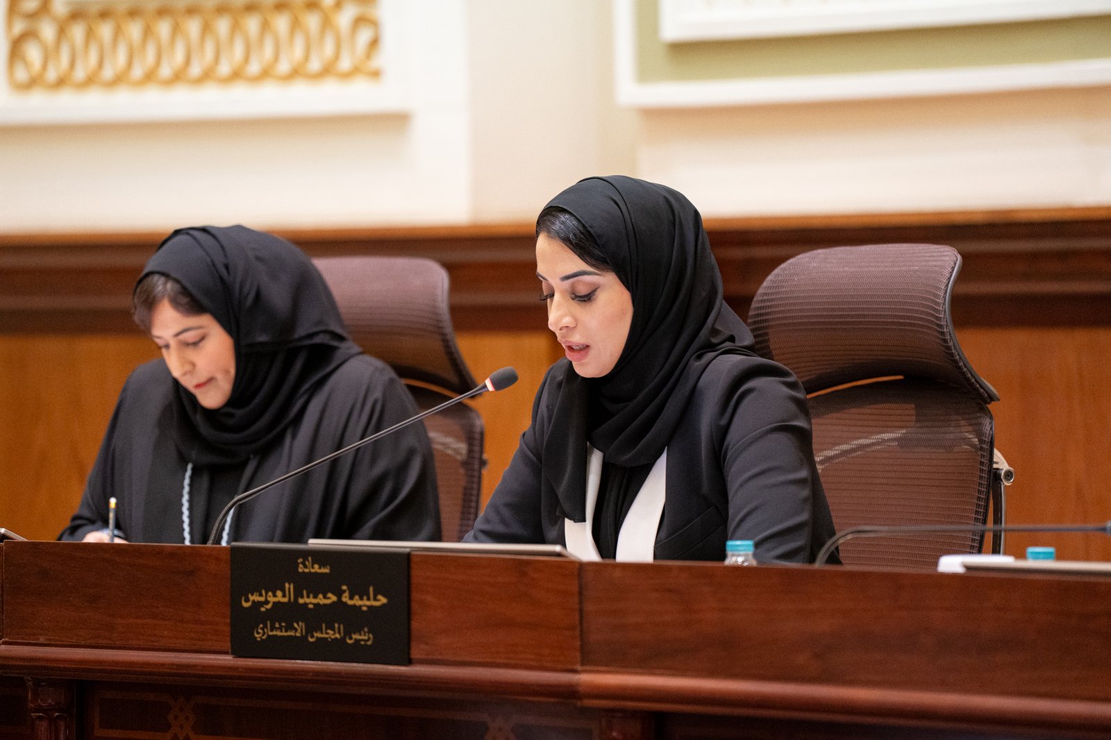 "استشاري الشارقة" يجيز مشروع قانون تنظيم مهنة الخبرة 1 "استشاري الشارقة" يجيز مشروع قانون تنظيم مهنة الخبرة