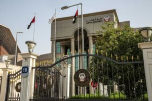قيادة متهورة تنتهي بالحبس 6 أشهر وغرامة 70 ألف درهم لسائق في «أبوظبي»