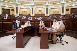 "استشاري الشارقة" يجيز مشروع قانون تنظيم مهنة الخبرة 2 "استشاري الشارقة" يجيز مشروع قانون تنظيم مهنة الخبرة