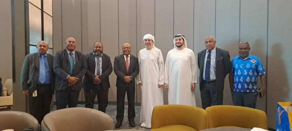 مبعوث وزير الخارجية لدى دول الكاريبي ودول الباسيفيك يزور بابوا غينيا الجديدة المستقلة لتعزيز الشراكة والتعاون 1 وزير الخارجية
