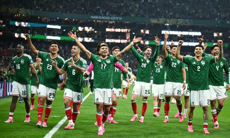 المكسيك تطيح بالإكوادور خارج كأس العالم 5 المكسيك