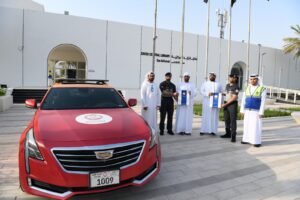 «شرطة أبوظبي» تقدم خدمات تخفيض النقاط المرورية في مكتبة زايد المركزية بالعين 2 «شرطة أبوظبي» تقدم خدمات تخفيض النقاط المرورية في مكتبة زايد المركزية بالعين