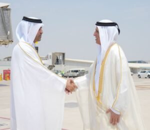 حاكم رأس الخيمة يعزّي أمير قطر في وفاة حمد بن خليفة آل ثاني 2 حاكم رأس الخيمة يعزّي أمير قطر في وفاة حمد بن خليفة آل ثاني