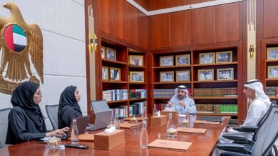 عبد العزيز بن حميد يطّلع على مستجدات مجموعة "عمل جذب واستقطاب الاستثمارات إلى عجمان" 2 عبد العزيز بن حميد