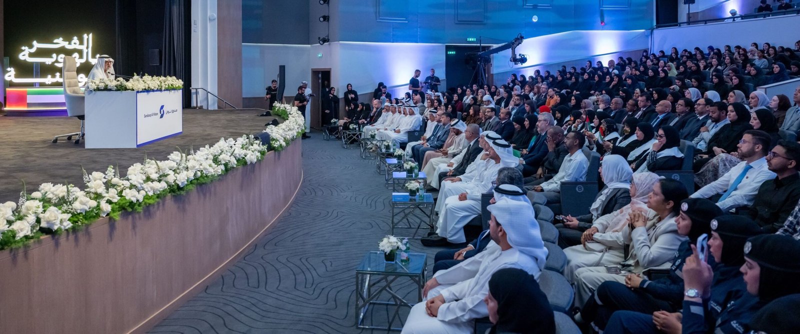 نهيان بن مبارك: تعلمنا من رئيس الدولة أن الهوية الوطنية هي هوية للبناء والتعمير والطموح 1 نهيان بن مبارك