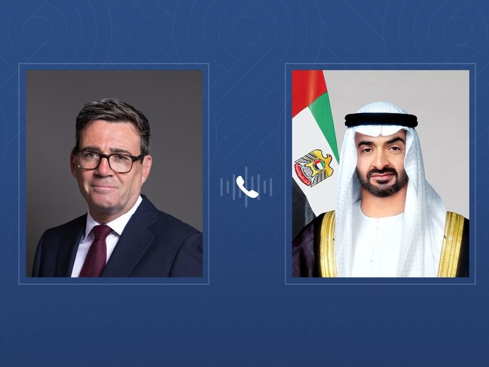 رئيس الدولة ورئيس وزراء بريطانيا يبحثان هاتفياً علاقات البلدين 1 رئيس الدولة ورئيس وزراء بريطانيا يبحثان هاتفياً علاقات البلدين