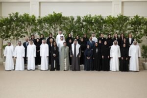رئيس الدولة يستقبل فريق عمل الاحتفال الرسمي بعيد الاتحاد الــ 54 للإمارات 4 رئيس الدولة يستقبل فريق عمل الاحتفال الرسمي بعيد الاتحاد الــ 54 للإمارات