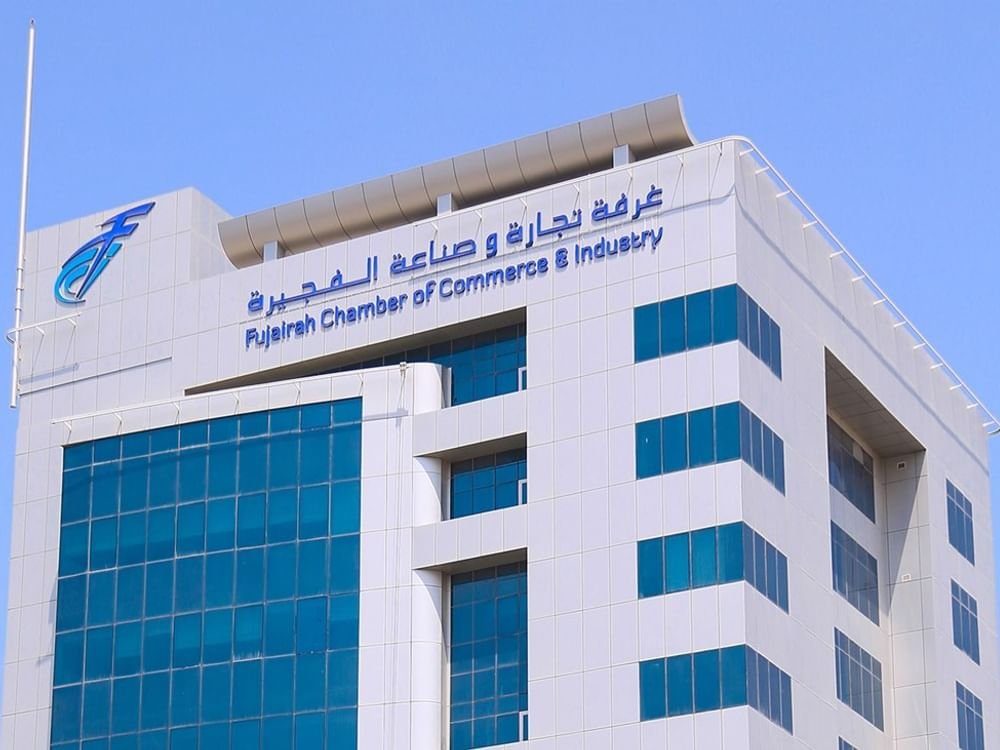 غرفة الفجيرة تطلق برنامج “رواد” لتأهيل الشباب الإماراتي في ريادة الأعمال 1 غرفة الفجيرة تطلق برنامج “رواد” لتأهيل الشباب الإماراتي في ريادة الأعمال