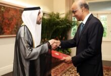 سفير الإمارات يقدم أوراق اعتماده إلى رئيس سنغافورة 8 سفير الإمارات يقدم أوراق اعتماده إلى رئيس سنغافورة