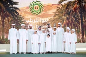 «ليوا للرطب» يتوّج الفائزين في مسابقات بومعان وسلة الفواكه والتين 5 «ليوا للرطب» يتوّج الفائزين في مسابقات بومعان وسلة الفواكه والتين