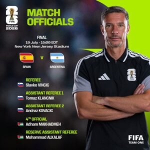 الأردني مخادمة يشارك في تحكيم نهائي كأس العالم 2 الأردني مخادمة يشارك في تحكيم نهائي كأس العالم