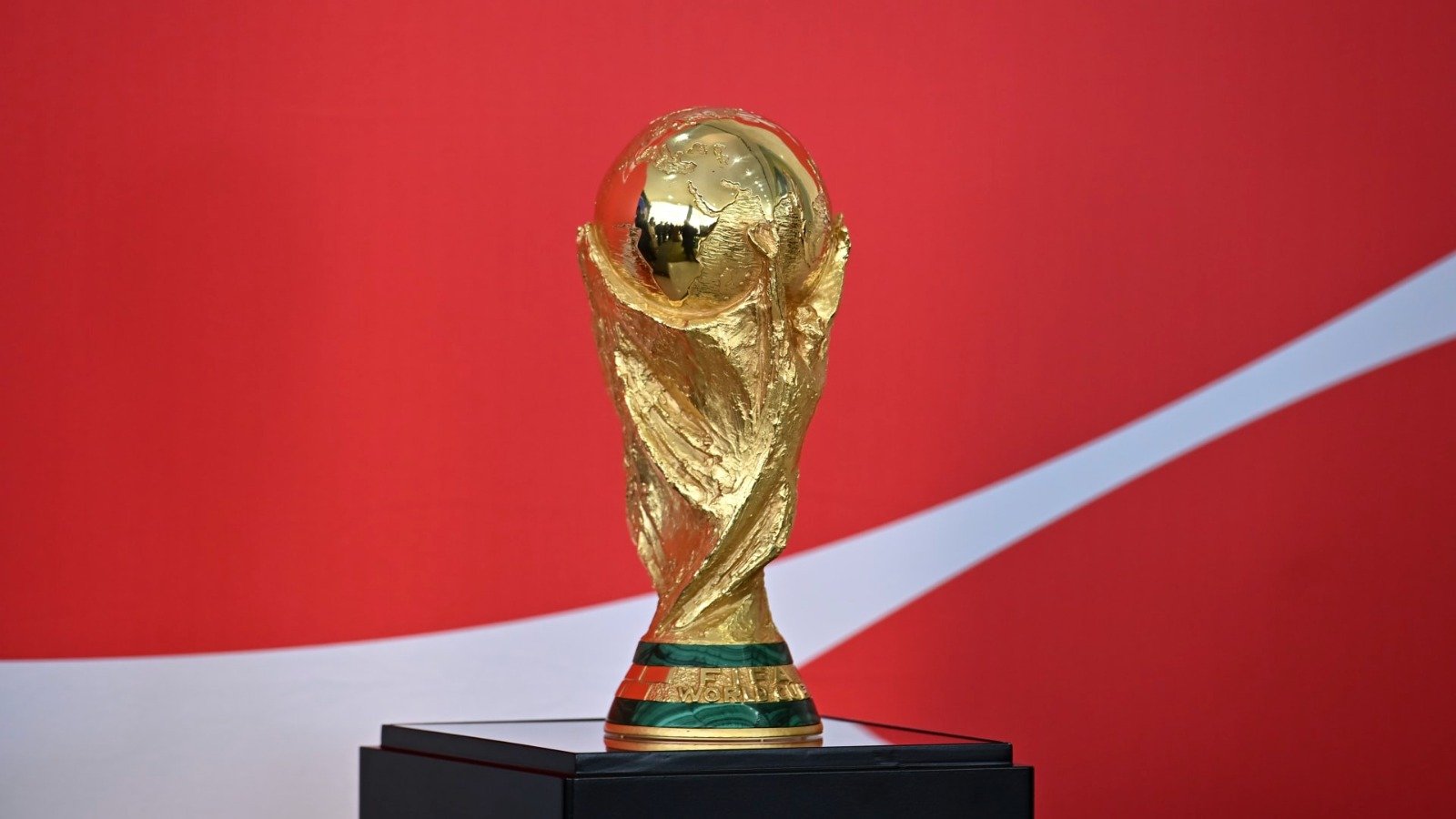جنون أسعار تذاكر نهائي كأس العالم 1 جنون أسعار تذاكر نهائي كأس العالم