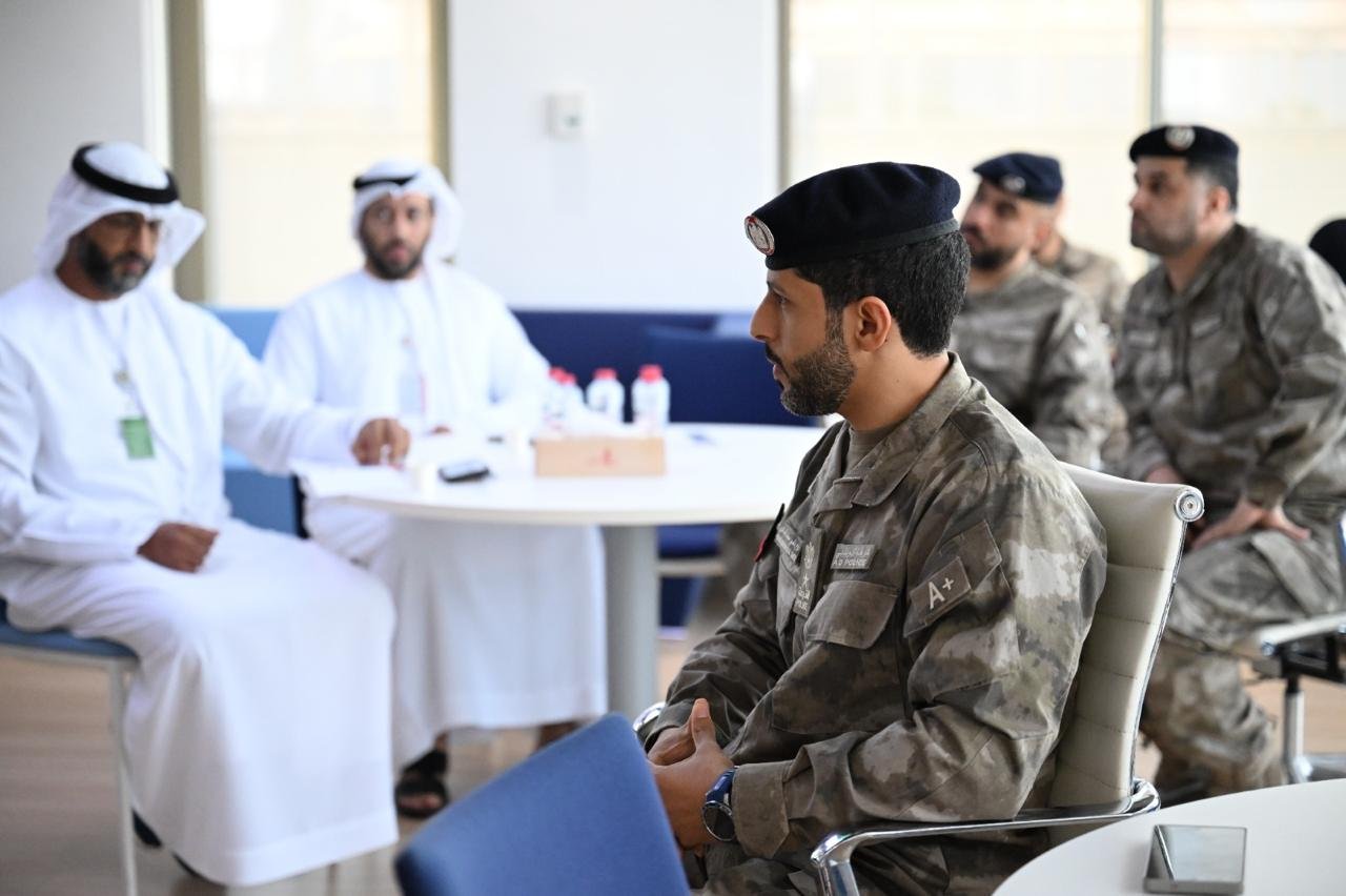 شرطة أبوظبي تستعرض تجربتها المؤسسية في التميز والابتكار أمام وفد بلدية مدينة أبوظبي 1 شرطة أبوظبي تستعرض تجربتها المؤسسية في التميز والابتكار أمام وفد بلدية مدينة أبوظبي