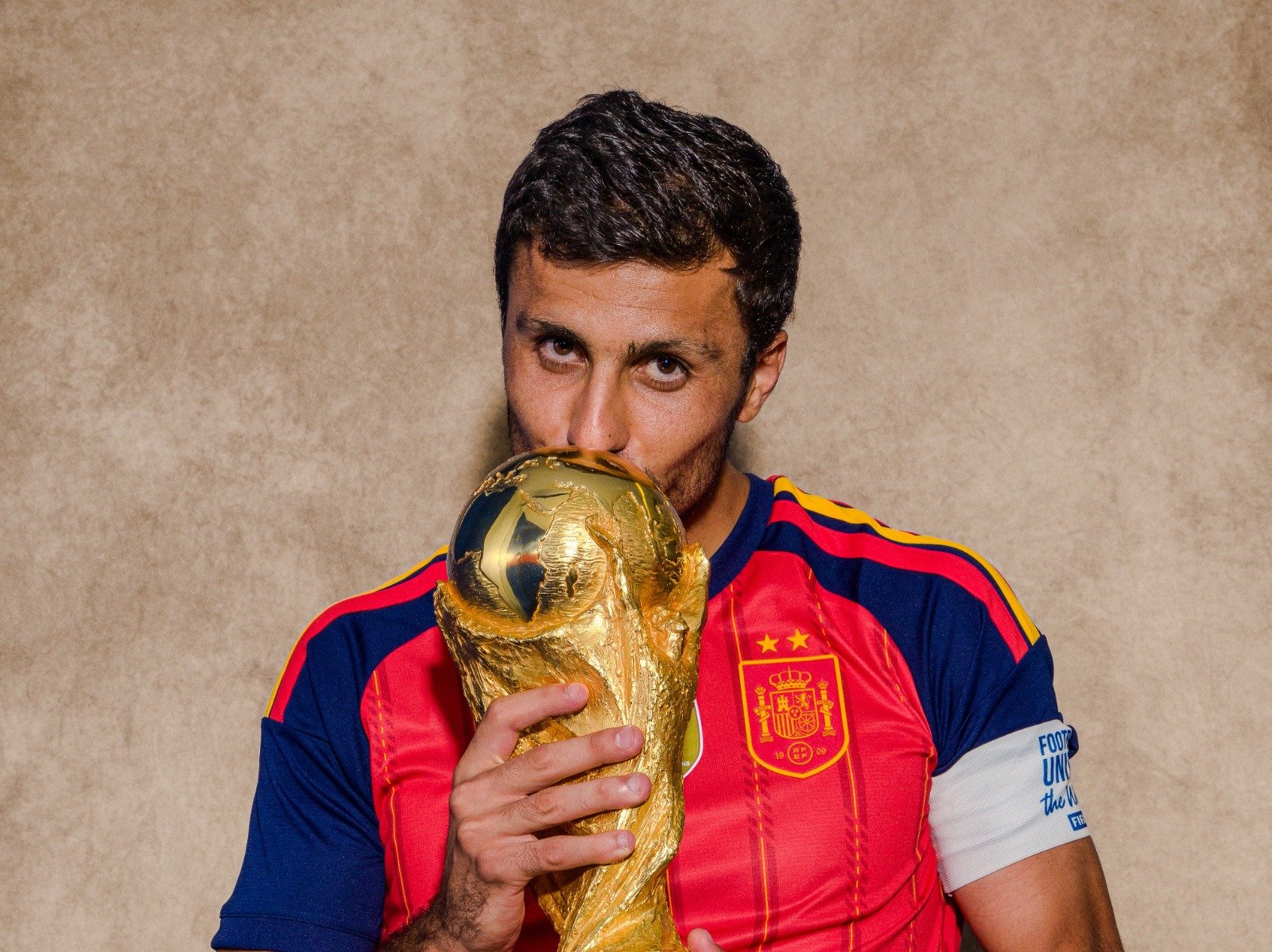 رودري يتمسك بحلم الانتقال لريال مدريد 1 رودري يتمسك بحلم الانتقال لريال مدريد