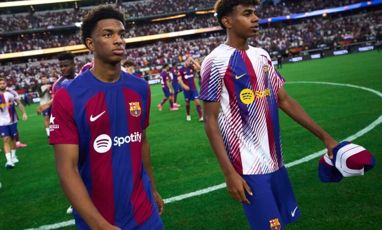 لاعب برشلونة: لا نخشى ريال مدريد.. وما فعله يامال "جنون"