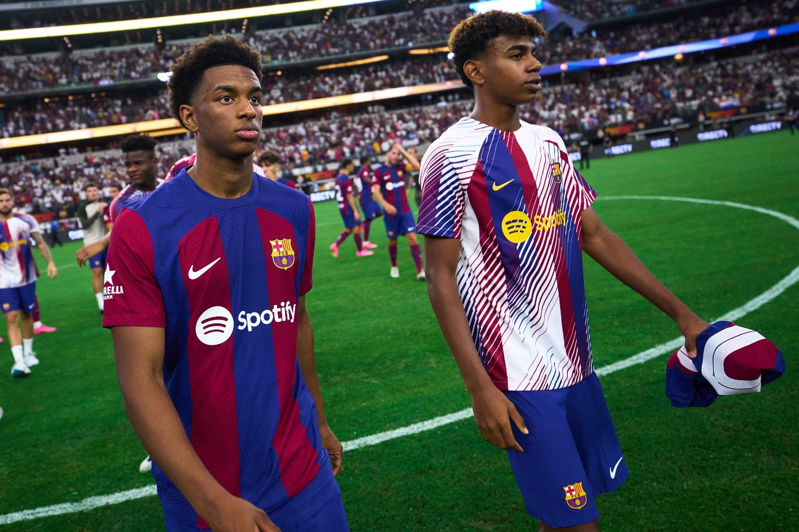 لاعب برشلونة: لا نخشى ريال مدريد.. وما فعله يامال "جنون" 1 لاعب برشلونة: لا نخشى ريال مدريد.. وما فعله يامال "جنون"