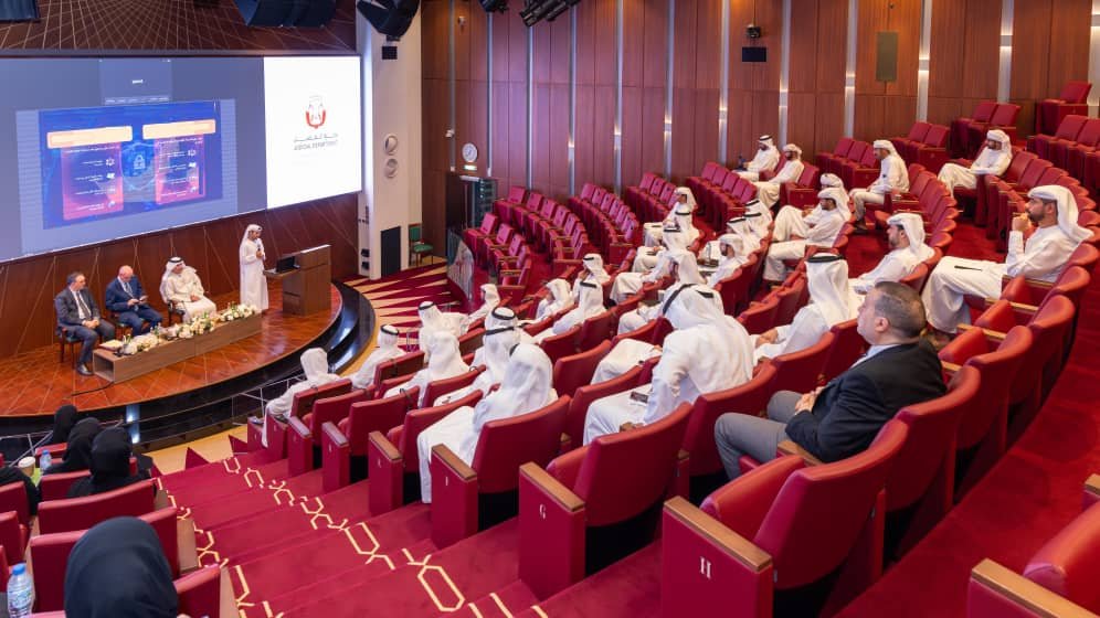 «قضاء أبوظبي» تستعرض أحدث التطورات التشريعية المتخصصة في مكافحة الاتجار بالبشر 1 «قضاء أبوظبي» تستعرض أحدث التطورات التشريعية المتخصصة في مكافحة الاتجار بالبشر