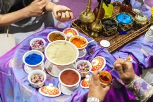 الحرف التراثية في «العين للرطب».. مهارات طوّعت مواد البيئة وصاغت تفاصيل الحياة 5 الحرف التراثية في «العين للرطب».. مهارات طوّعت مواد البيئة وصاغت تفاصيل الحياة