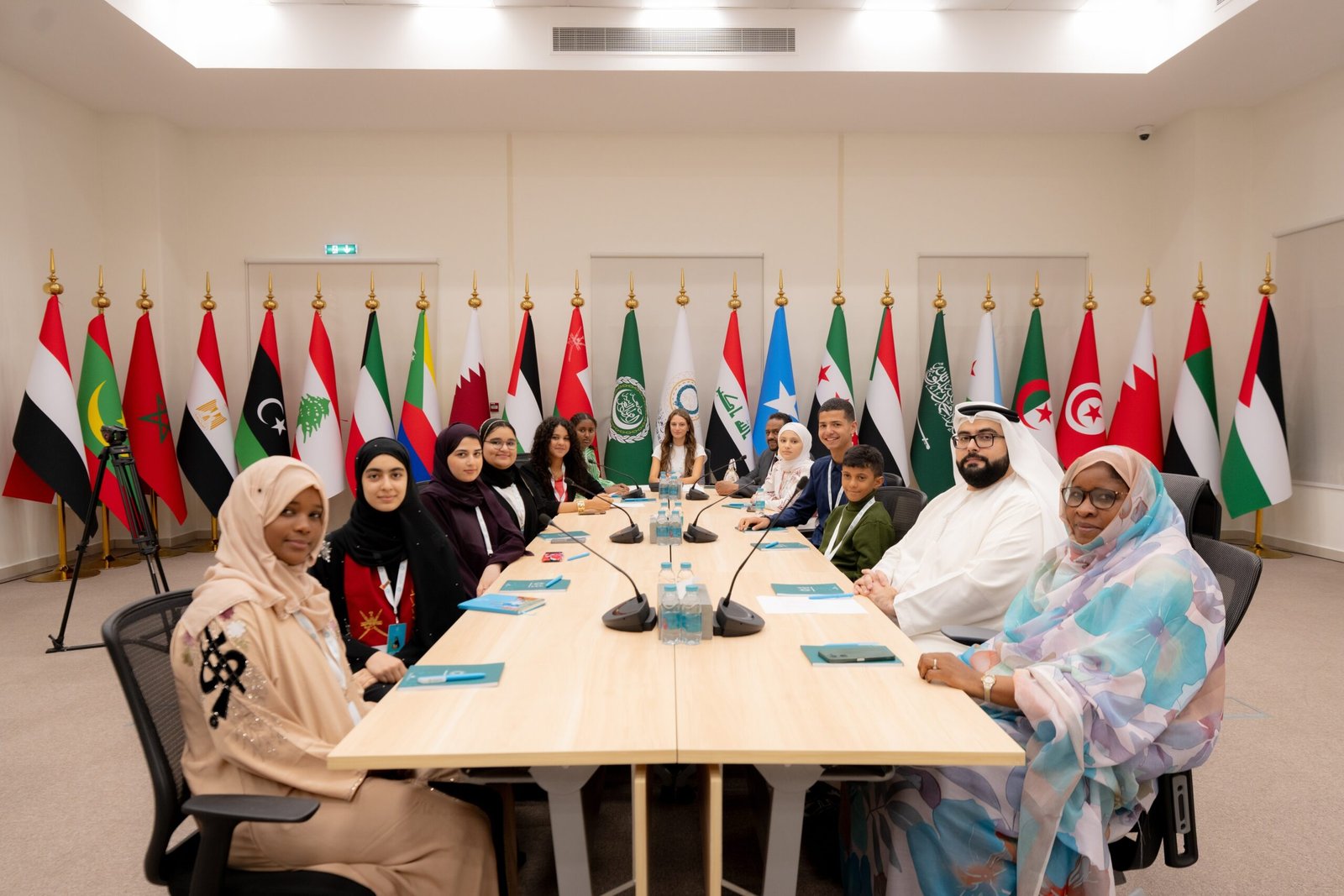 اجتماع لجان «حقوق الطفل» و«الأنشطة بالبرلمان العربي للطفل» وهيئة تحرير «البرلماني الصغير» على هامش الجلسة الرابعة في الشارقة 1 حقوق الطفل