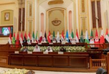 البرلمان العربي للطفل يختتم أعمال دورته الرابعة بمناقشة «دور الأسرة في بناء بيئة آمنة للطفل» ويؤكد رسالته في إعداد الطفولة العربية لخدمة أوطانها 19 البرلمان العربي للطفل