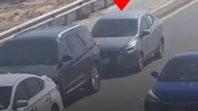مرور أبوظبي يدعو السائقين لعدم الانشغال أثناء القيادة تفاديا للحوادث