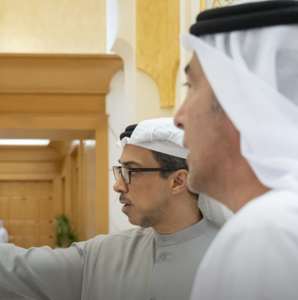 منصور بن زايد يدشن"جيوَن" أول منظومة وطنية لبطاقة المدفوعات في الدولة 3 منصور بن زايد