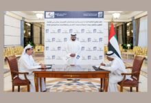 بحضور محمد الشرقي.. موانئ دبي العالمية وهيئة موانئ الفجيرة توقعان اتفاقا لانشاء محطتين جديدتين على بحر العرب 39 بحضور محمد الشرقي.. موانئ دبي العالمية وهيئة موانئ الفجيرة توقعان اتفاقا لانشاء محطتين جديدتين على بحر العرب
