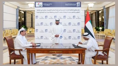 بحضور محمد الشرقي.. موانئ دبي العالمية وهيئة موانئ الفجيرة توقعان اتفاقا لانشاء محطتين جديدتين على بحر العرب 3 بحضور محمد الشرقي.. موانئ دبي العالمية وهيئة موانئ الفجيرة توقعان اتفاقا لانشاء محطتين جديدتين على بحر العرب