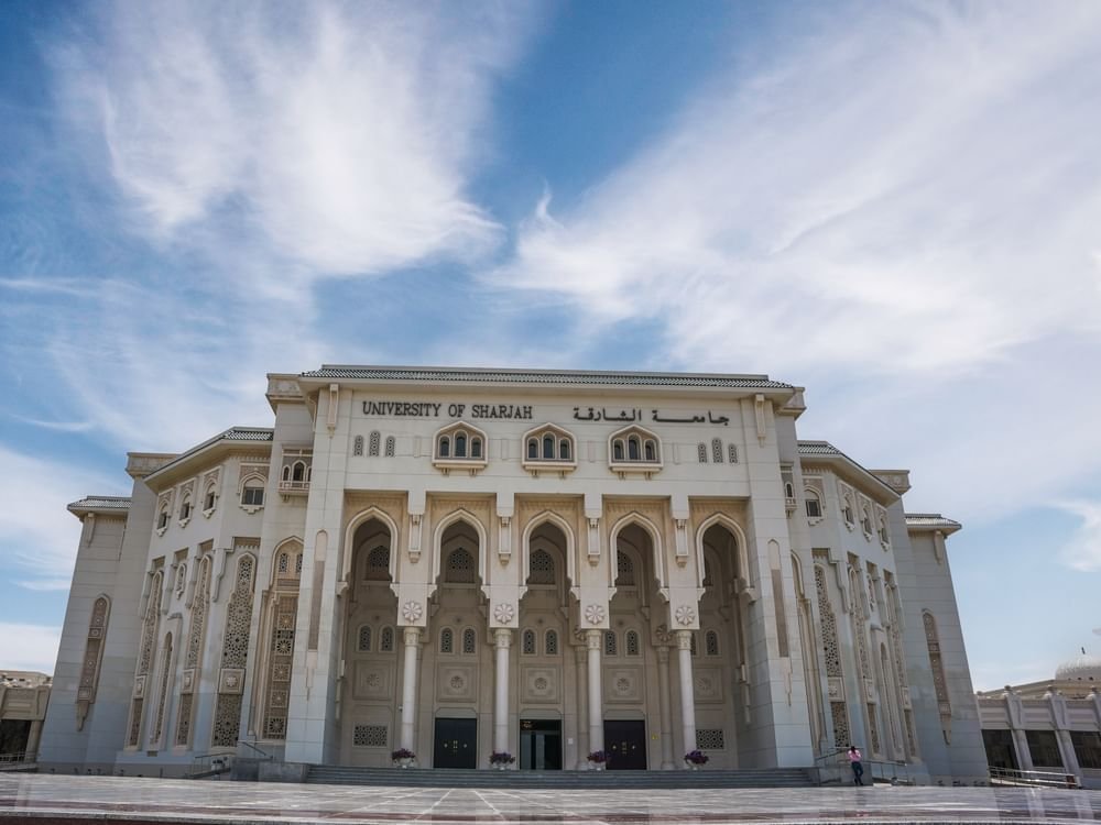 جامعة الشارقة تفتح باب القبول في 158 برنامجا وتطرح تخصصات جديدة في الذكاء الاصطناعي 1 جامعة الشارقة تفتح باب القبول في 158 برنامجا وتطرح تخصصات جديدة في الذكاء الاصطناعي