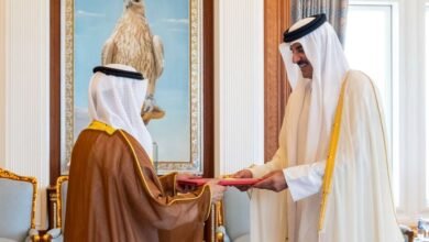 سفير دولة الإمارات يقدم أوراق اعتماده إلى أمير دولة قطر 5 سفير دولة الإمارات يقدم أوراق اعتماده إلى أمير دولة قطر