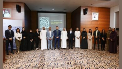"غرفة الشارقة" و"الأعمال الهندي" يستكشفان فرص تعزيز قطاع الأعمال وزيادة الاستثمارات 3 "غرفة الشارقة" و"الأعمال الهندي" يستكشفان فرص تعزيز قطاع الأعمال وزيادة الاستثمارات