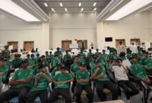 «التزامكم سعادة» تُنظم محاضرة توعوية لطلبة البرنامج الصيفي الطلابي لتعزيز الوعي بالالتزامات الرياضية 15 التزامكم سعادة