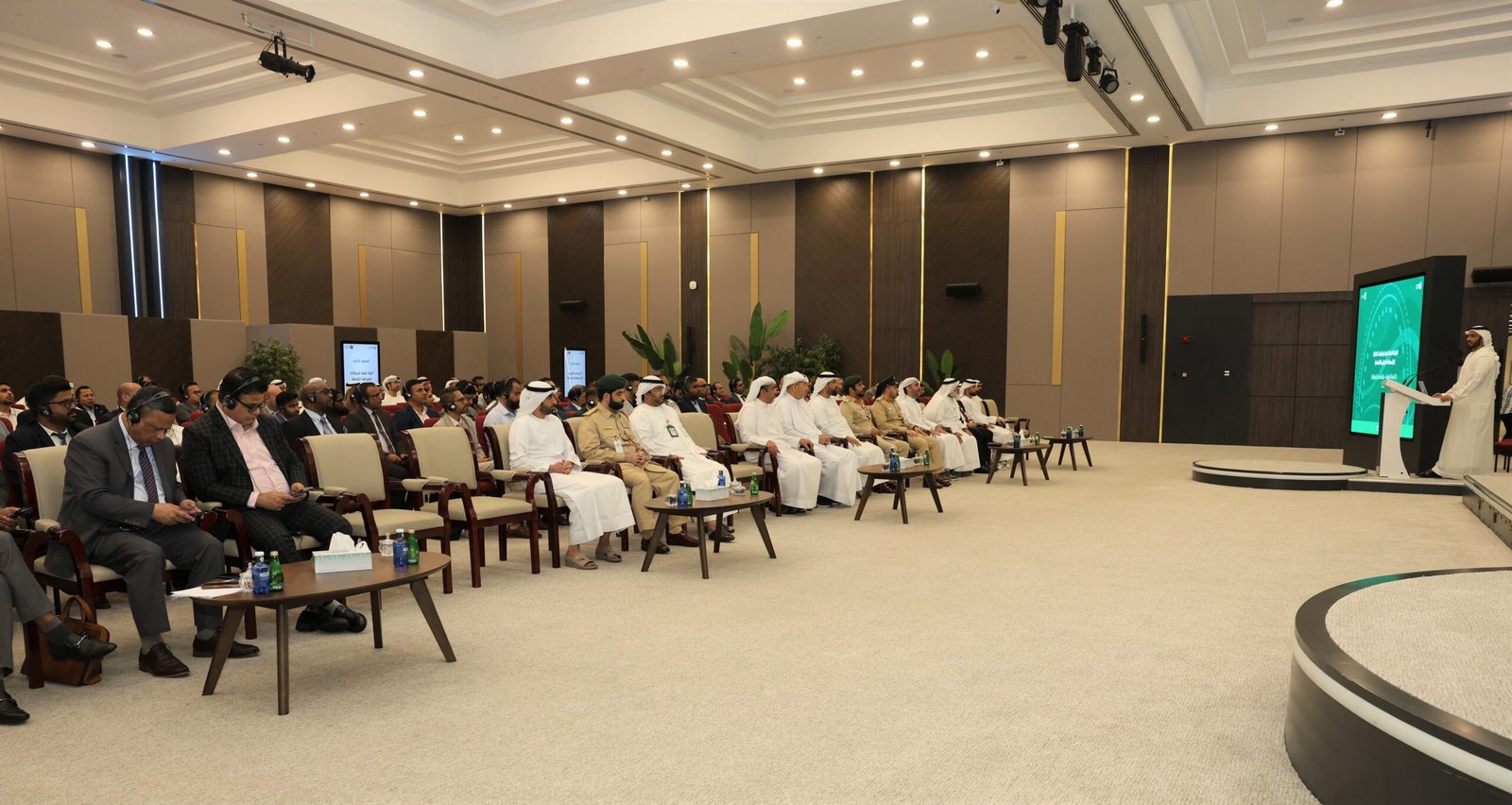 شرطة دبي تُنظم جلسة حوارية بعنوان «كفاءة قطاع الصرافة» بالتعاون مع مجموعة مؤسسات الصيرفة والتحويل المالي 1 شرطة دبي