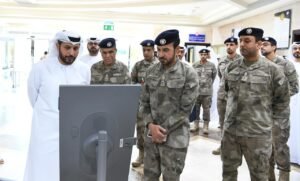 قائد عام شرطة أبوظبي يطّلع على جاهزية منظومة العمل في مديرية التحريات والتحقيقات الجنائية 2 قائد عام شرطة أبوظبي يطّلع على جاهزية منظومة العمل في مديرية التحريات والتحقيقات الجنائية