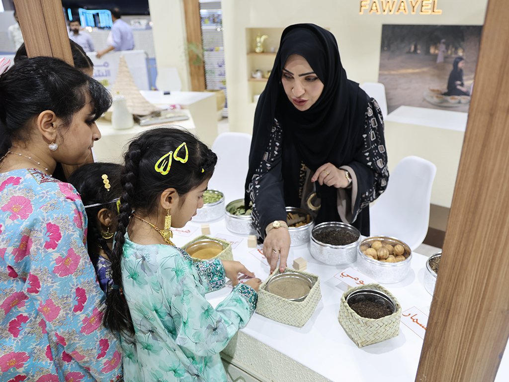 «الوثبة للرطب» يبرز معارف المطبخ الإماراتي 1 الوثبة للرطب