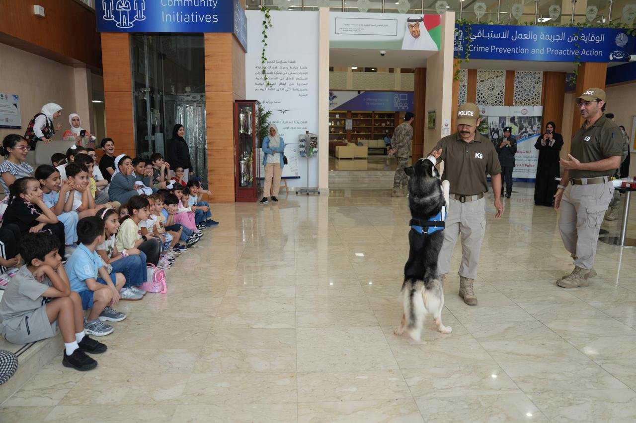 شرطة أبوظبي تعزز الوعي الأمني للأطفال بفعاليات تعليمية وترفيهية 1 شرطة أبوظبي