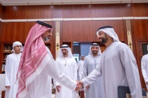 عمار بن حميد يطلع على برنامج الجاهزية الوطنية "غطاريف"