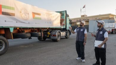 ضمن عملية "الفارس الشهم 3".. دخول 5 قوافل مساعدات إماراتية إلى قطاع غزة تحمل 1056 طناً من المساعدات الإنسانية 4 الفارس الشهم 3