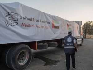 ضمن "الفارس الشهم 3": دخول 5 قوافل مساعدات إماراتية إلى قطاع غزة تحمل 683 طناً من المساعدات